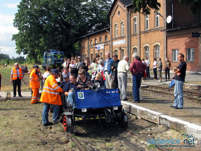 Zdjęcie pikniku kolejowego