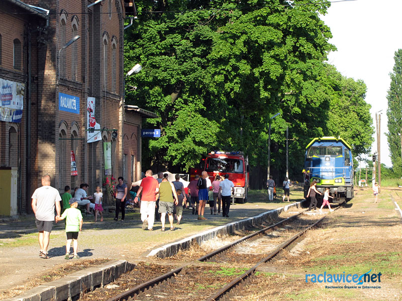 Zdjęcie pikniku kolejowego